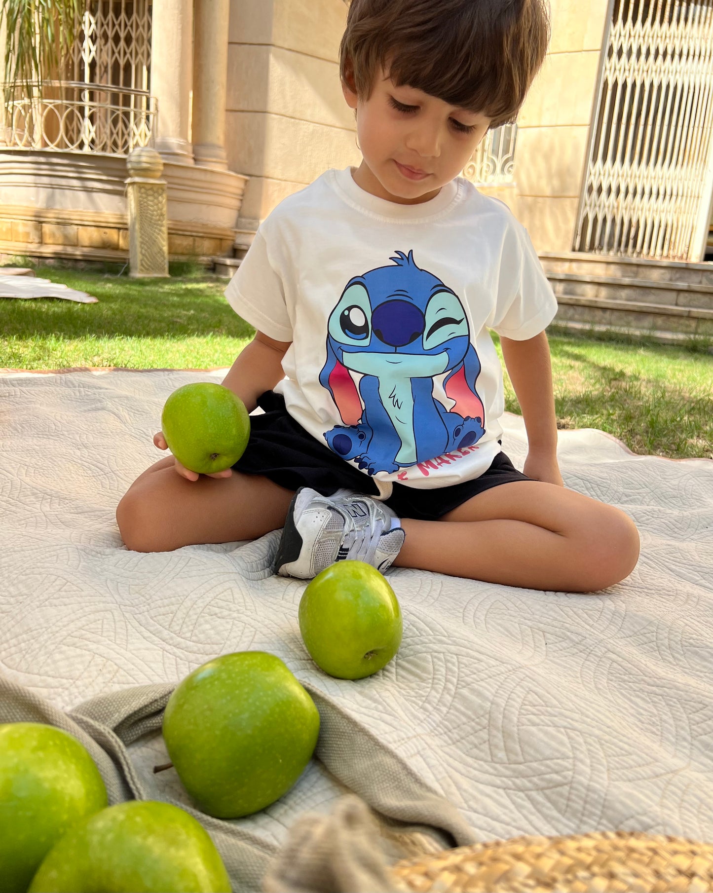 STITCH SET (T-shirt & shorts)
